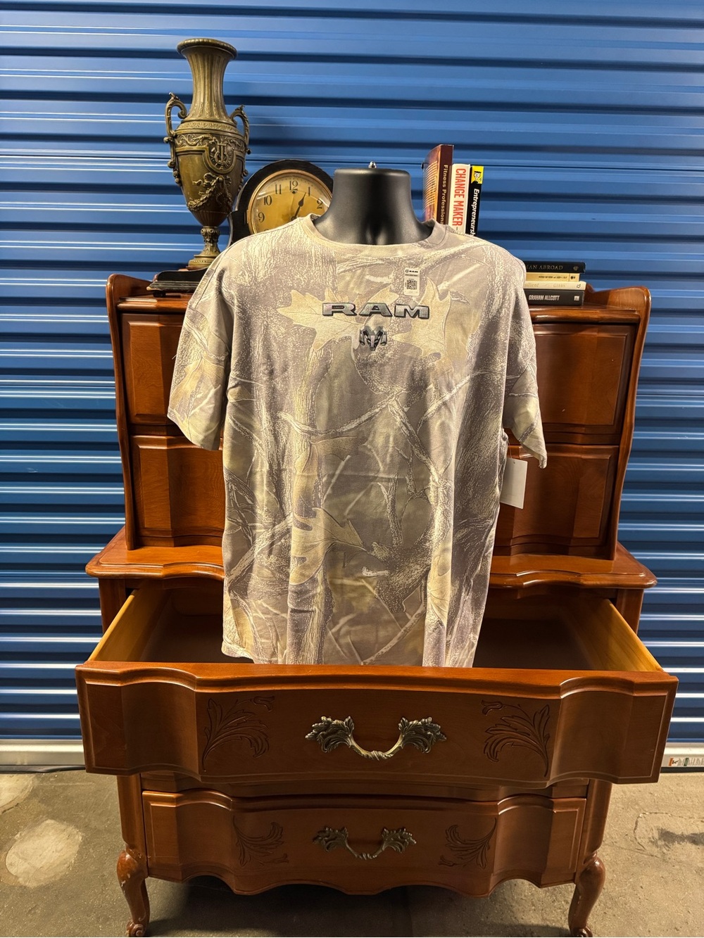 RAM Men's Short-Sleeve Camo Tee - Gray
